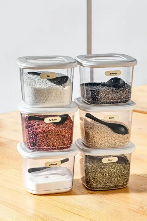 6-Piece Square Pantry Container Set with Labels & Scoops, 0.55 L