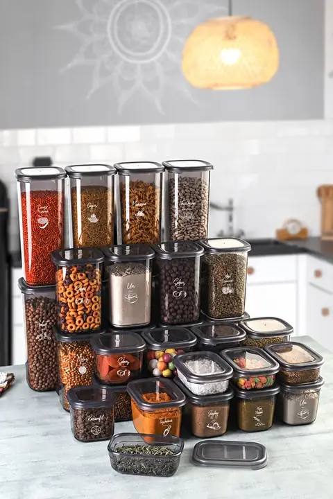 32-Piece Square & Rectangular Storage Set, 8×(1.75/1.2/0.55 L) + 4×(800/400 ml)
