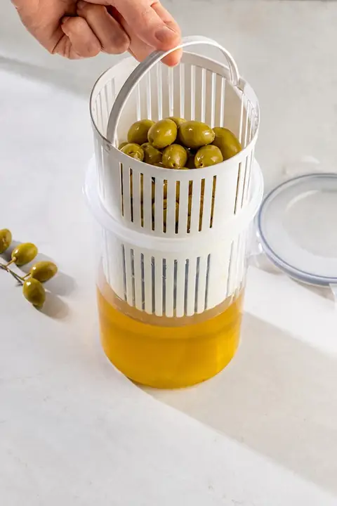 Olive & Pickle Storage Container with Strainer, 1.5 L