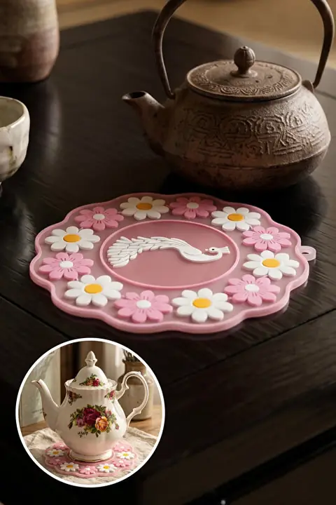 Daisy Silicone Teapot Trivet, 15.5 cm